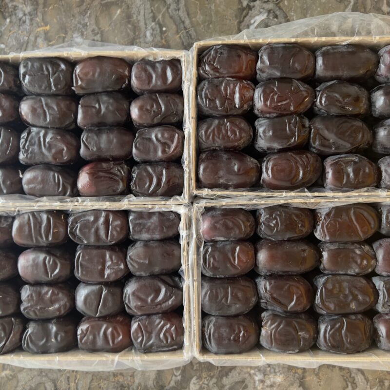 Premium 3-Row Mazafati Dates from Bam