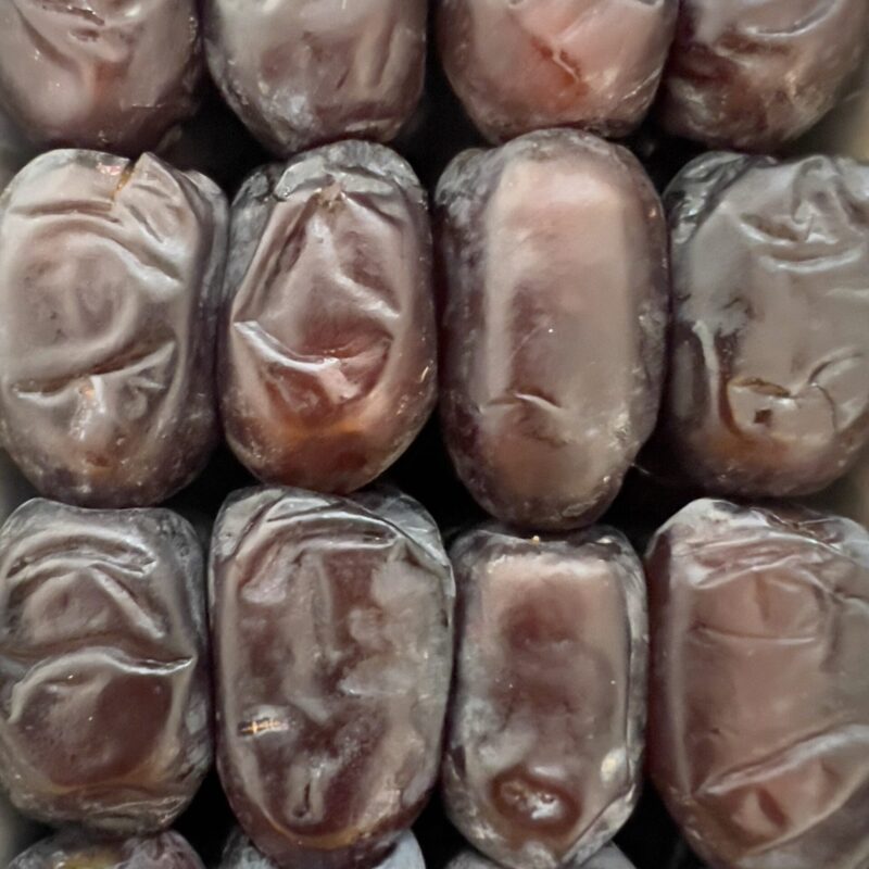 Premium 2-Row Mazafati Dates from Bam